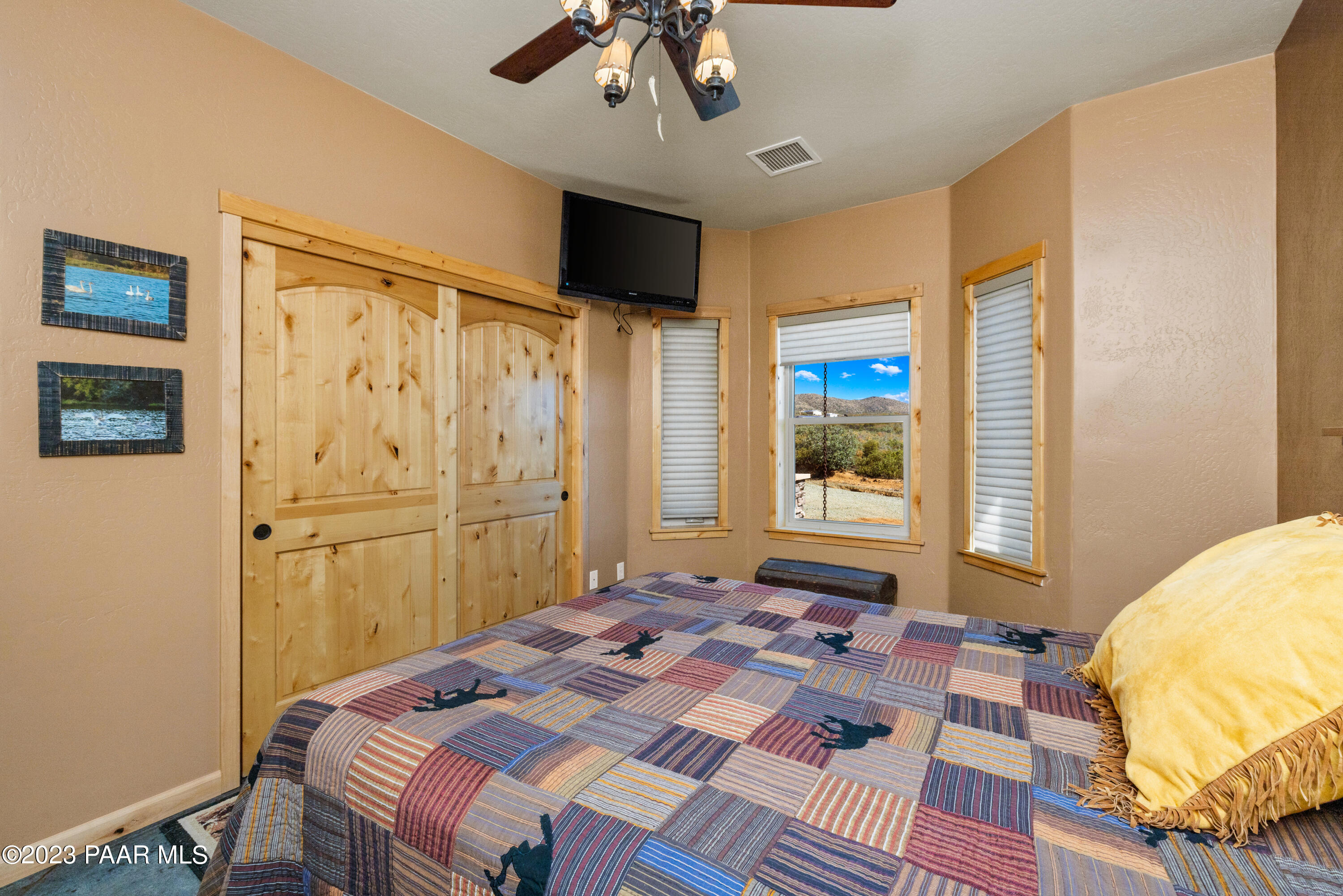 1300 North Shalom Rnch Road Dewey, AZ 86327 - Photo 21 of 36 021_Bedroom 3