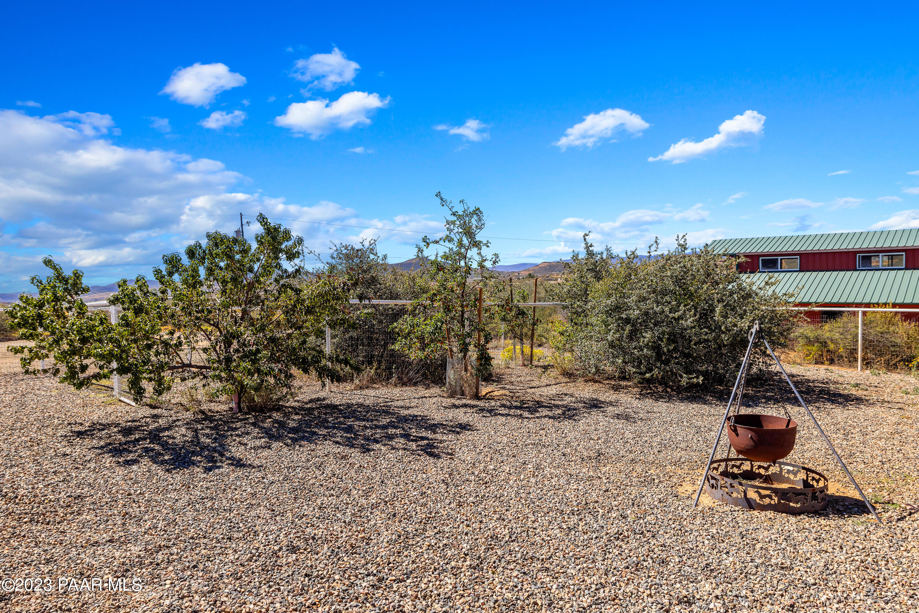 1300 North Shalom Rnch Road Dewey, AZ 86327 - Photo 25 of 36 025_Backyard