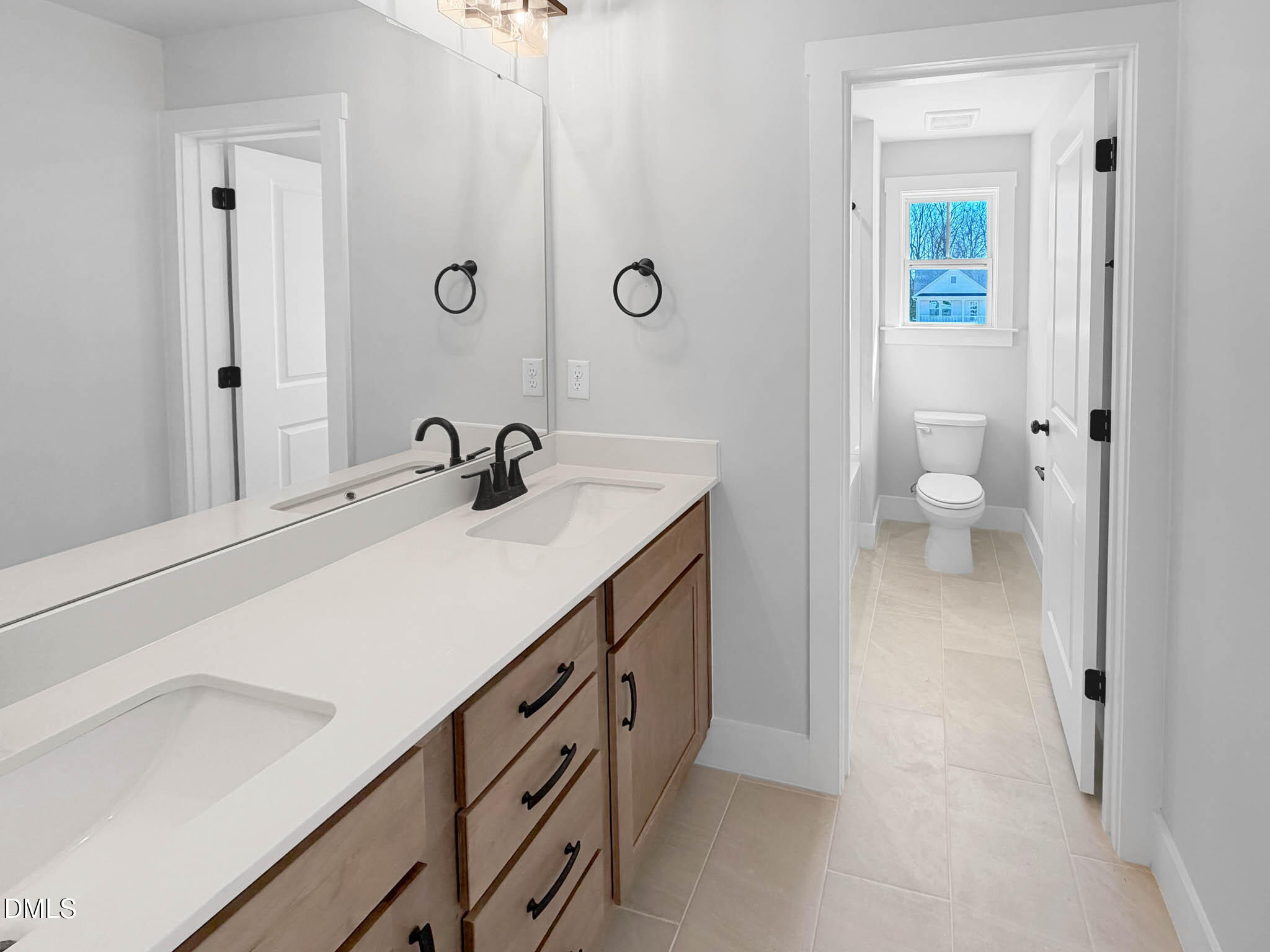 111 Merle Way Zebulon, NC 27597 - Photo 39 of 41 Upstairs Bathroom