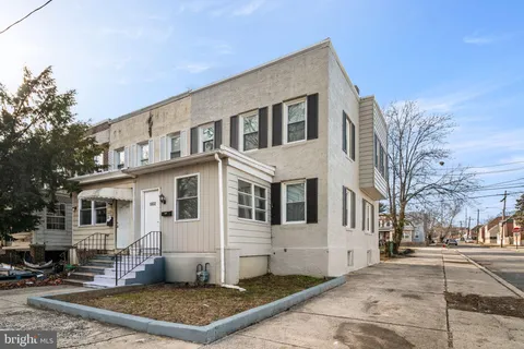 $130,000 | 1032 Thomas Street, Chester, PA 19013