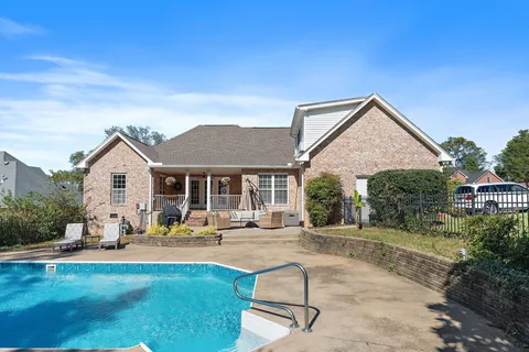 $575,000 | 262 Bayhill Drive, Gallatin, TN 37066