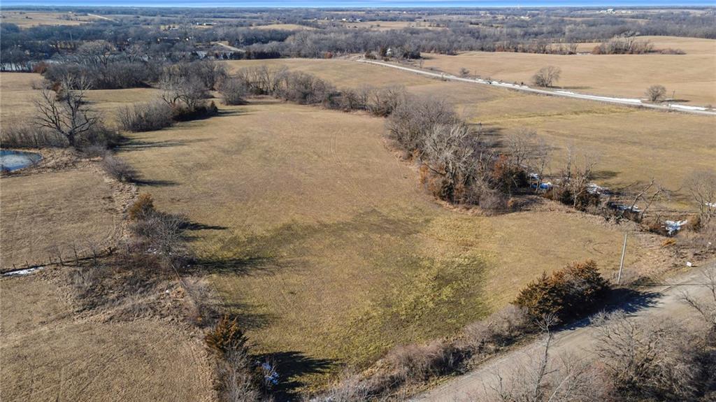 Lot 4 Southeast Mule Barn Rd  