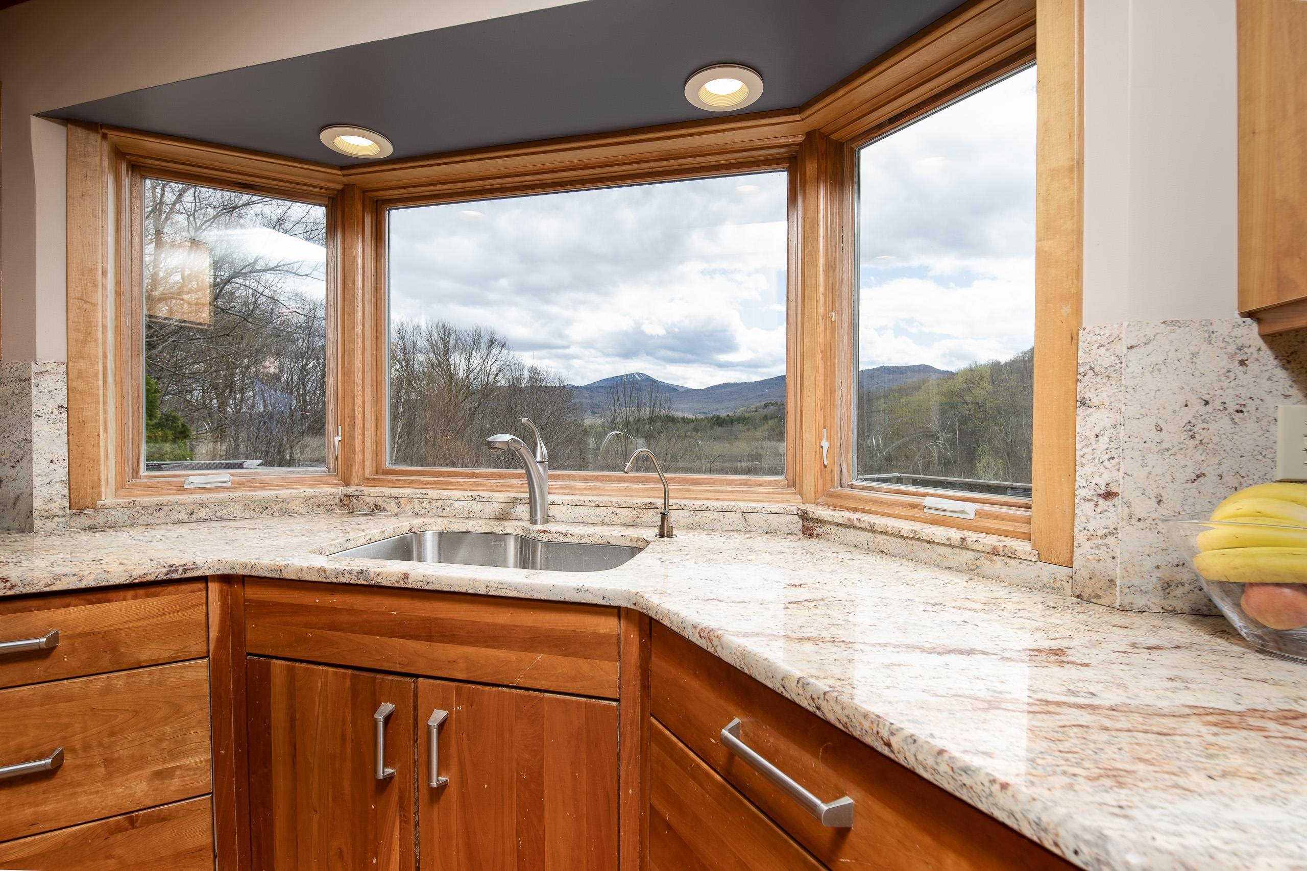 838 Cricket Hill Road Killington, VT 05751 - Photo 16 of 58