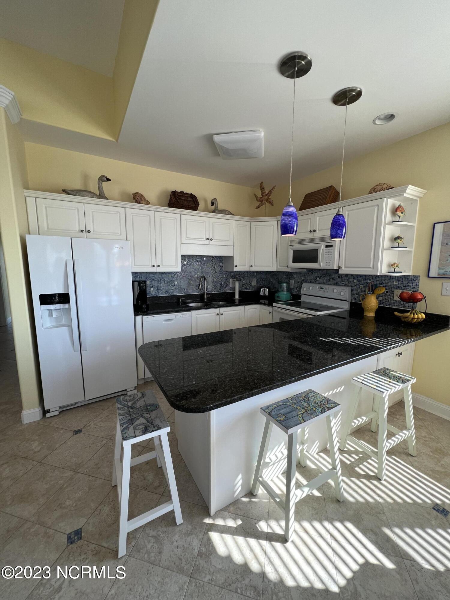 1701 Salter Path Road, Unit H 301 Indian Beach, NC 28512 - Photo 6 of 41 6 Kitchen