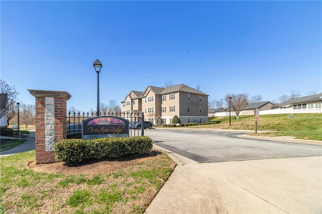 5430 Forester Drive, Unit 3D High Point, NC 27265 - Photo 1 of 31