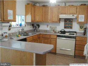 294 South Hope Chapel Road Jackson, NJ 08527 - Photo 4 of 9 Gallery Image 4