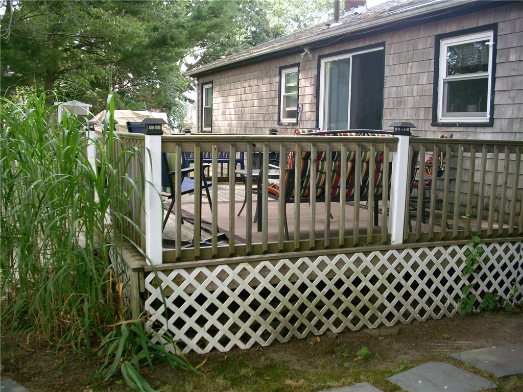 28 Myrna Road Warwick, RI 02818 - Photo 16 of 18