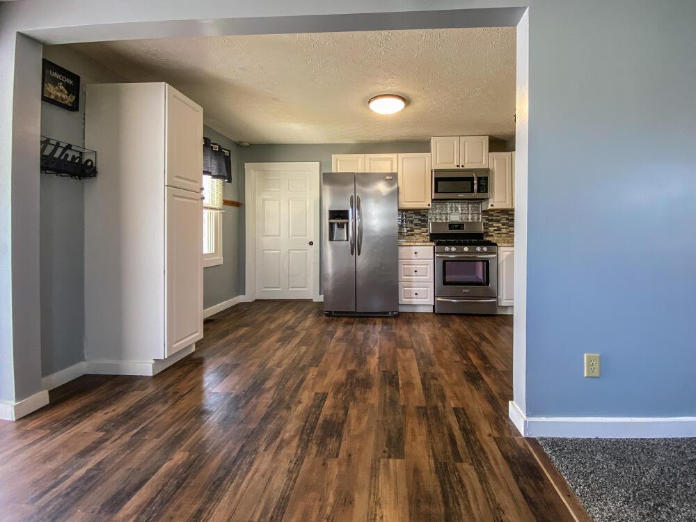 19805 Ringgold Southern Road Circleville, OH 43113 - Photo 6 of 21 Kitchen