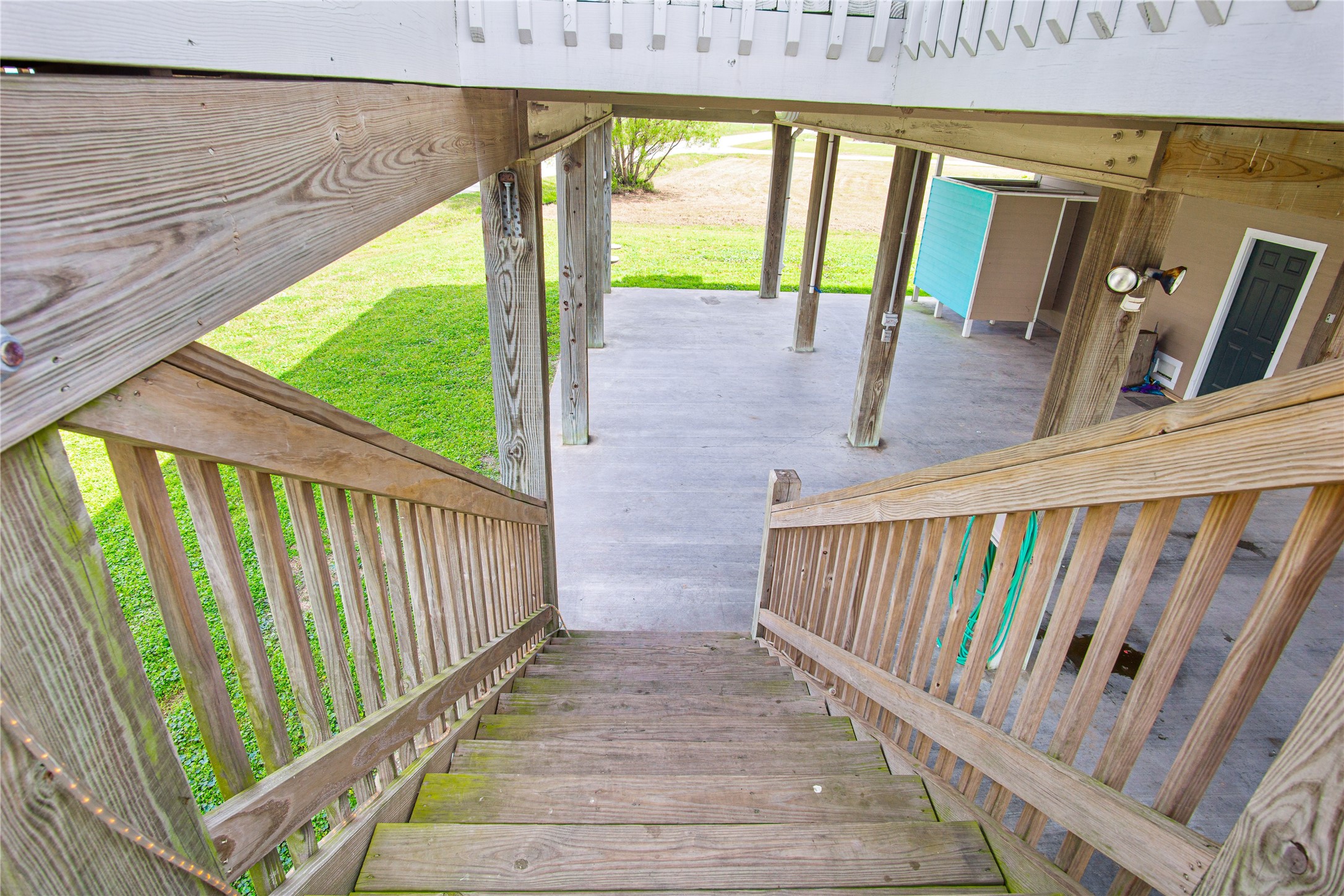988 Gulf Road Crystal Beach, TX 77650 - Photo 28 of 36
