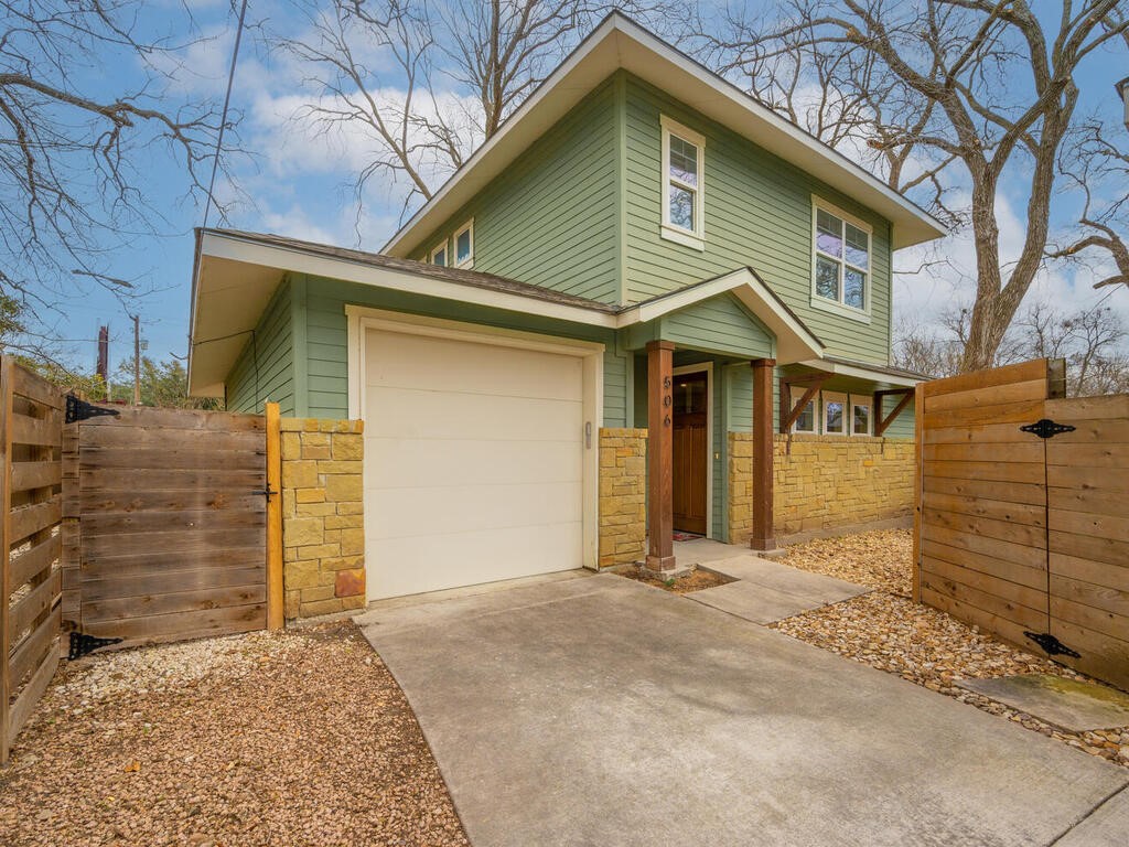 506 Canion Street, Unit B Austin, TX 78752 - Photo 1 of 1 a front view of a house