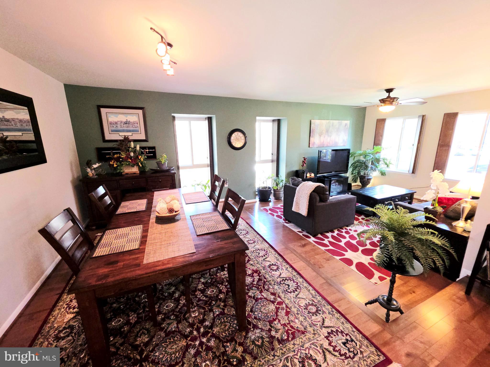 2032 Swans Neck Way Reston, VA 20191 - Photo 8 of 40 Attached Dining Area