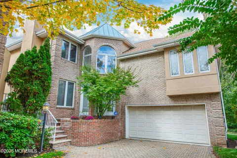 $1,050,000 | 237 Grand Cypress Court, Unit 328, Holmdel, NJ 07733