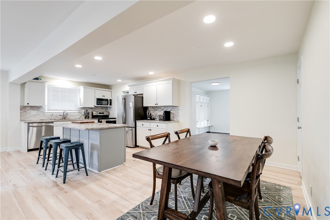 2301 Dickens Road Richmond, VA 23230 - Photo 4 of 32