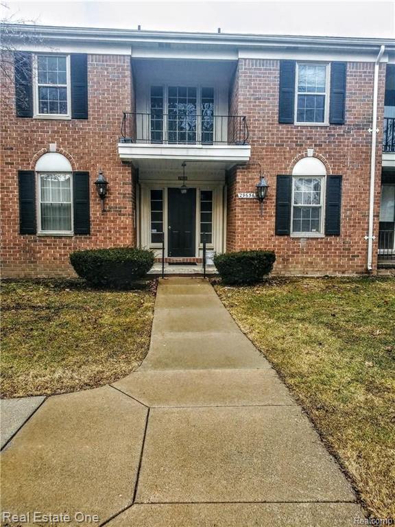 29656 Middlebelt Road, Unit 2403 Farmington, MI 48334 - Photo 1 of 12