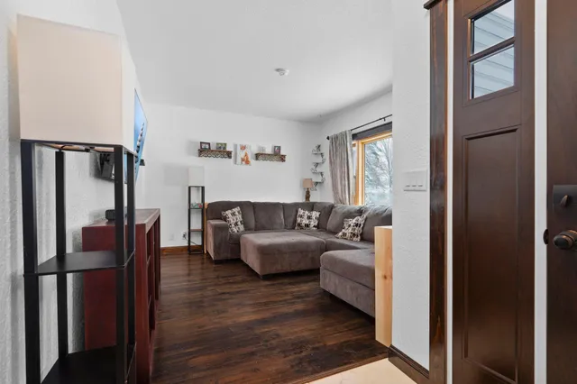 $249,900 | 30120 Redwing Avenue, Shafer, MN 55074