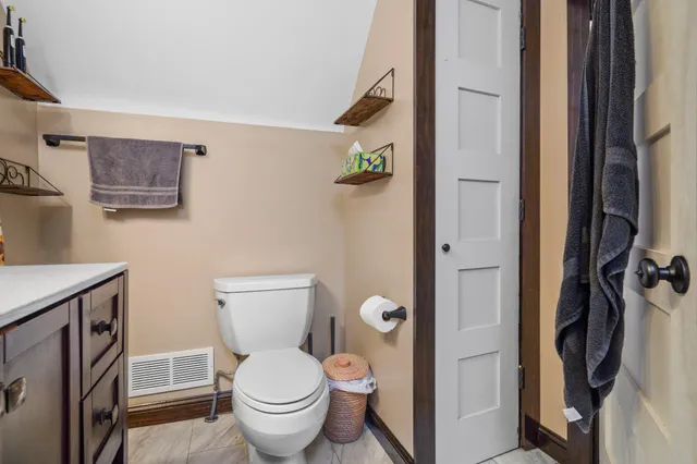 $249,900 | 30120 Redwing Avenue, Shafer, MN 55074