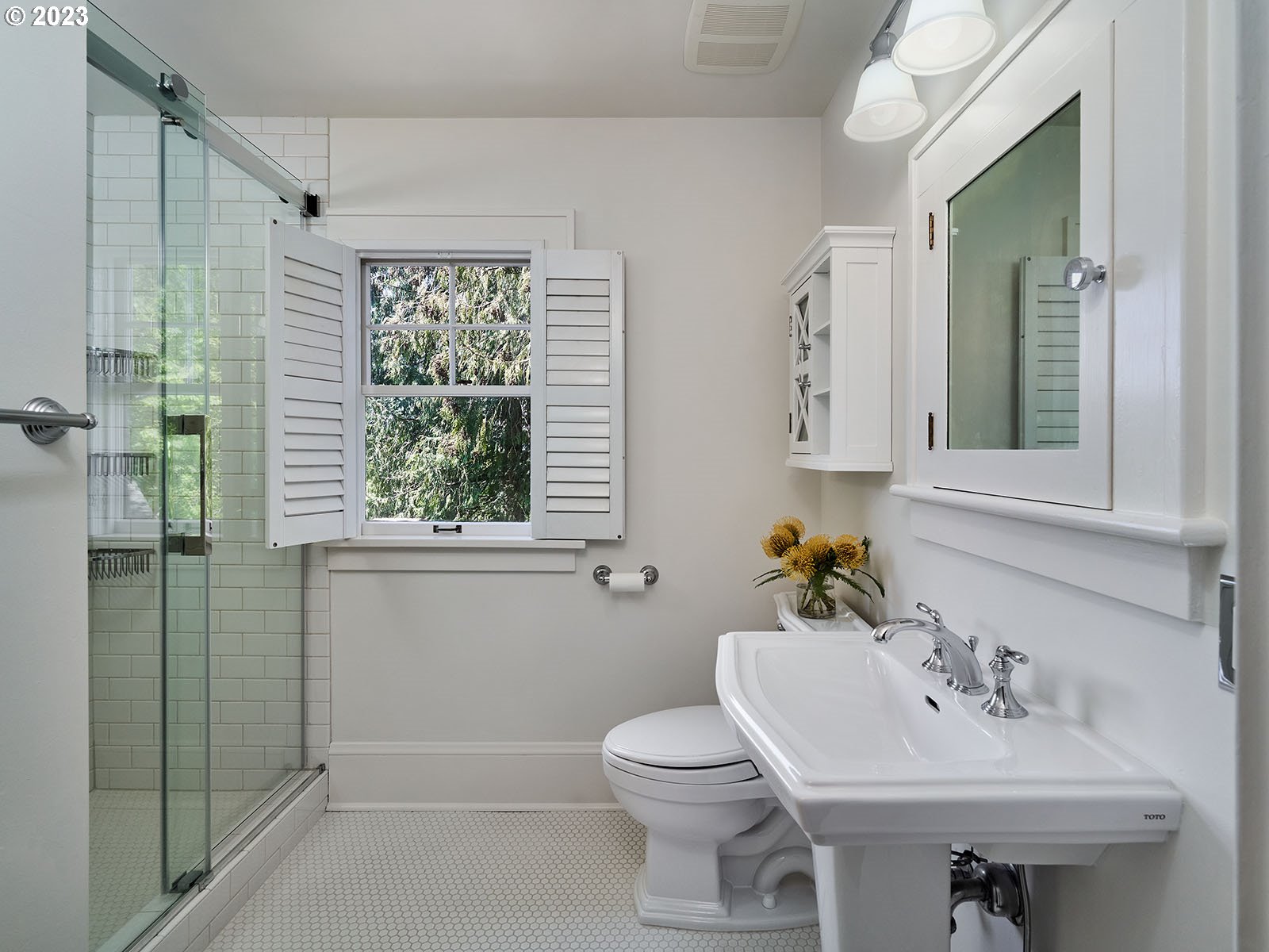 2719 Southwest Talbot Road Portland, OR 97201 - Photo 31 of 47 Gallery Image 31