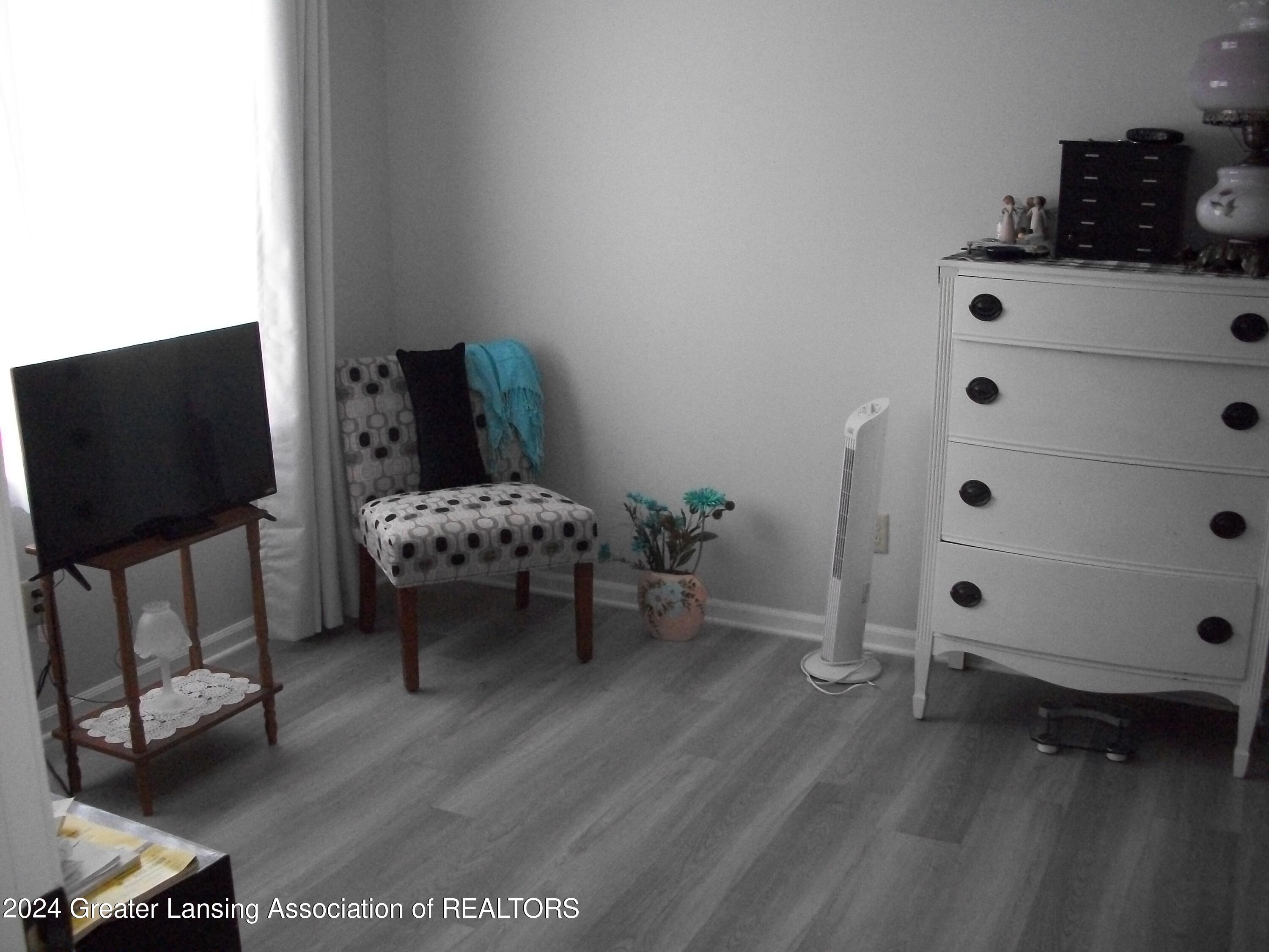 1139 Gould Road Lansing, MI 48917 - Photo 24 of 28 100_5551