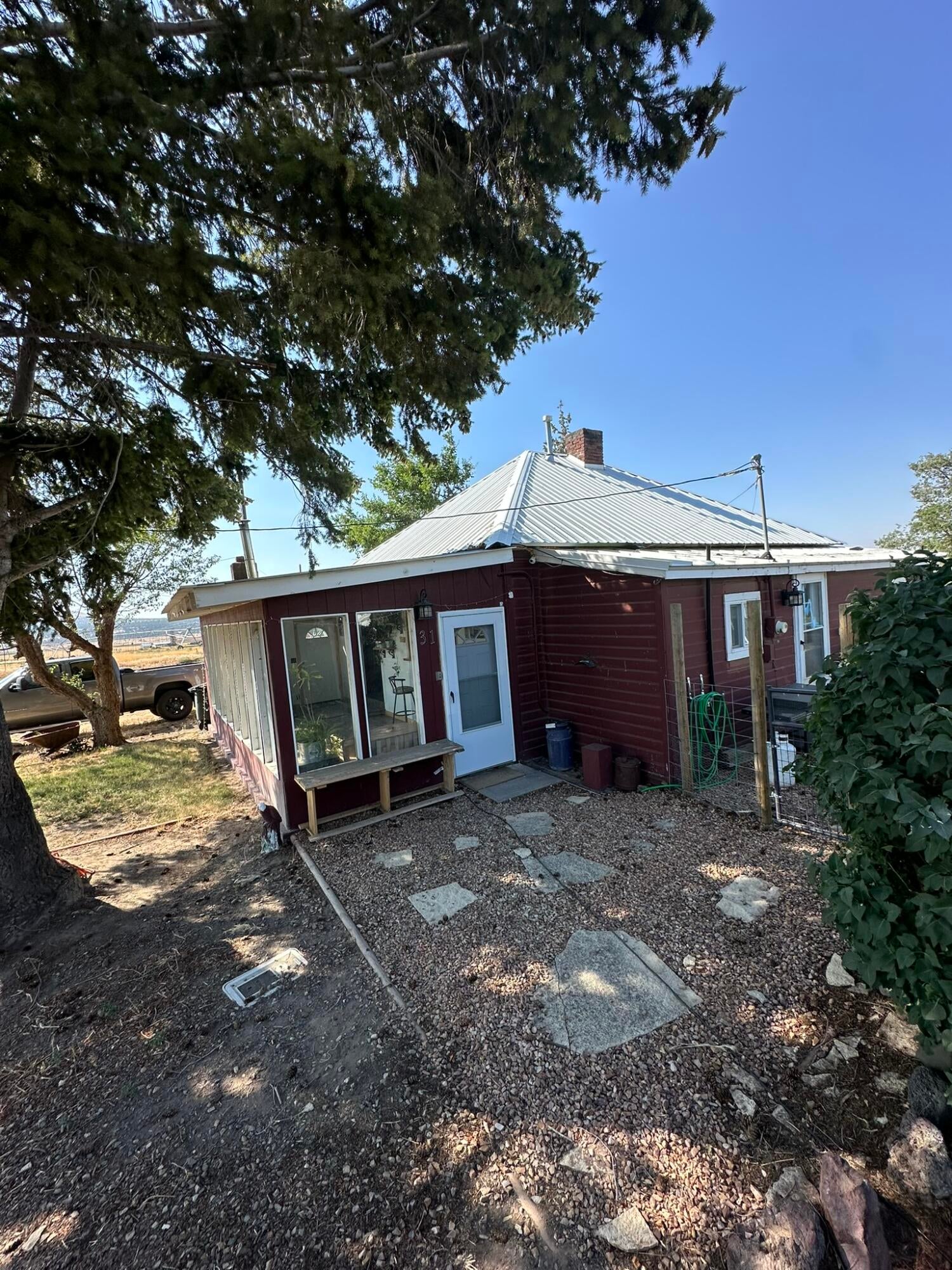 31 3rd Street Metolius, OR 97741 - Photo 2 of 47 Front of house