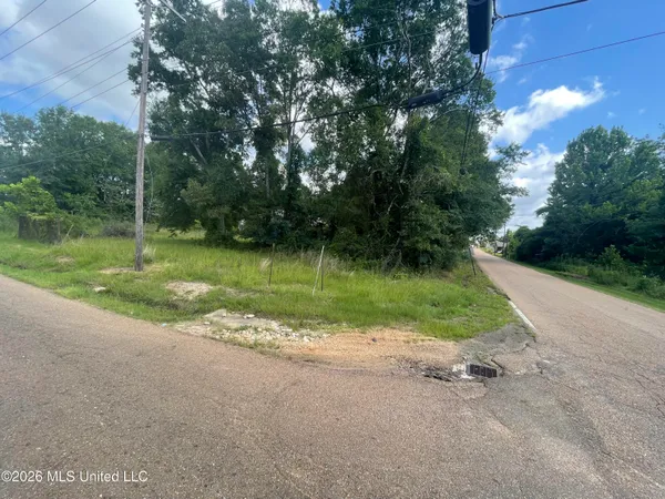 $99,700 | 206 East Enterprise Street, Brookhaven, MS 39601