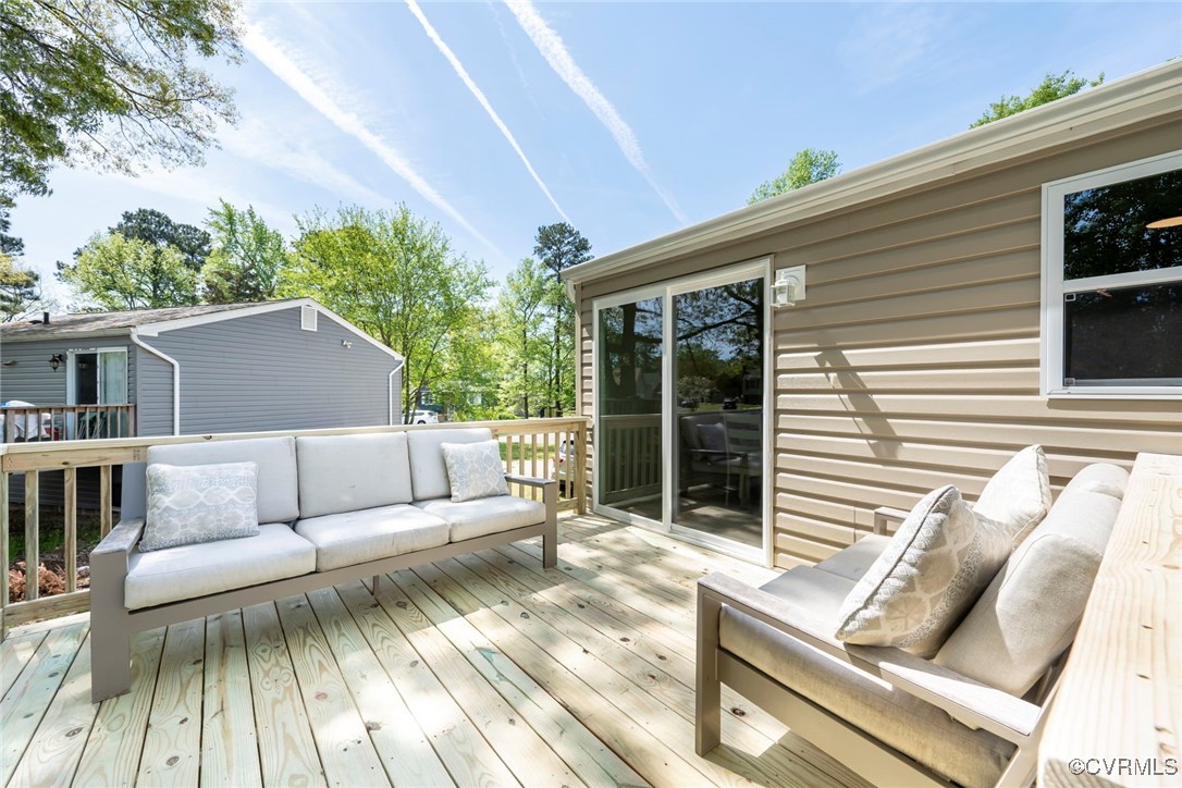 2821 Remington Road Henrico, VA 23231 - Photo 20 of 24 a view of sitting area with furniture and wooden floor