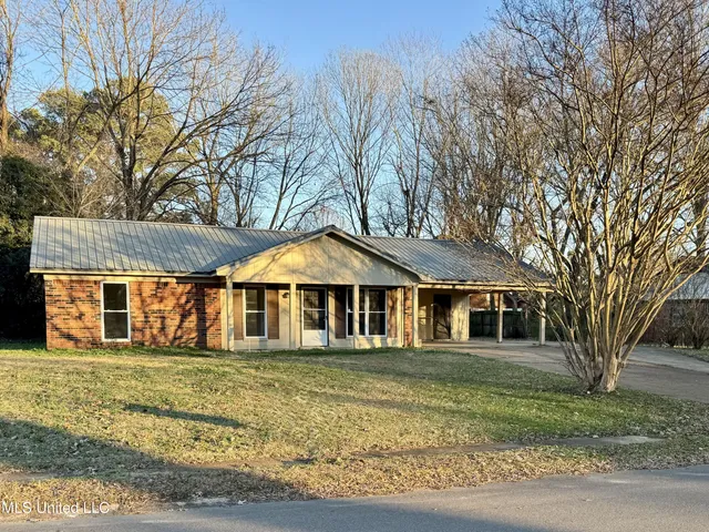 $1,495 | 5826 Patricia Drive, Horn Lake, MS 38637