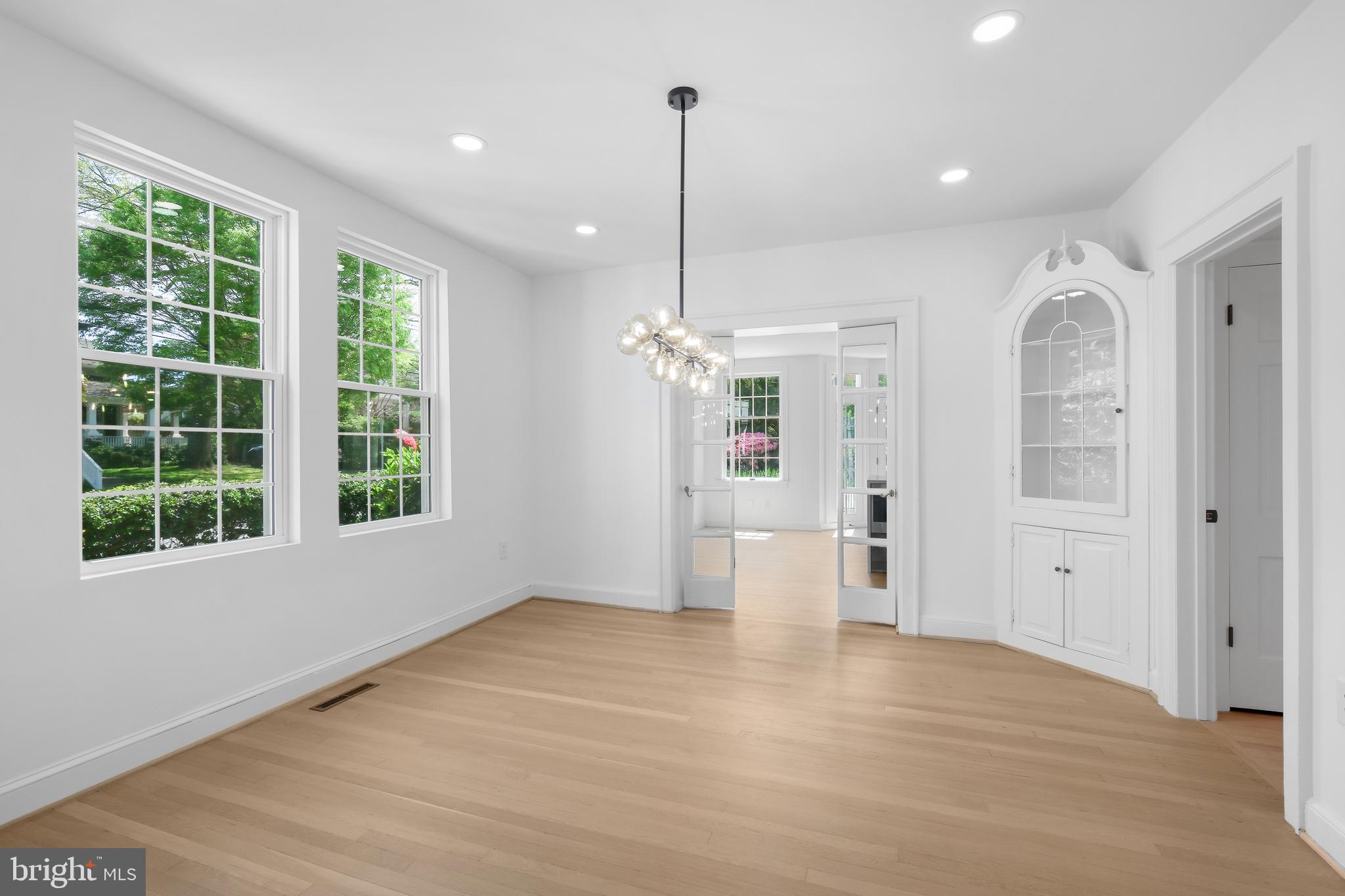 4400 Ridge Street Chevy Chase, MD 20815 - Photo 9 of 45