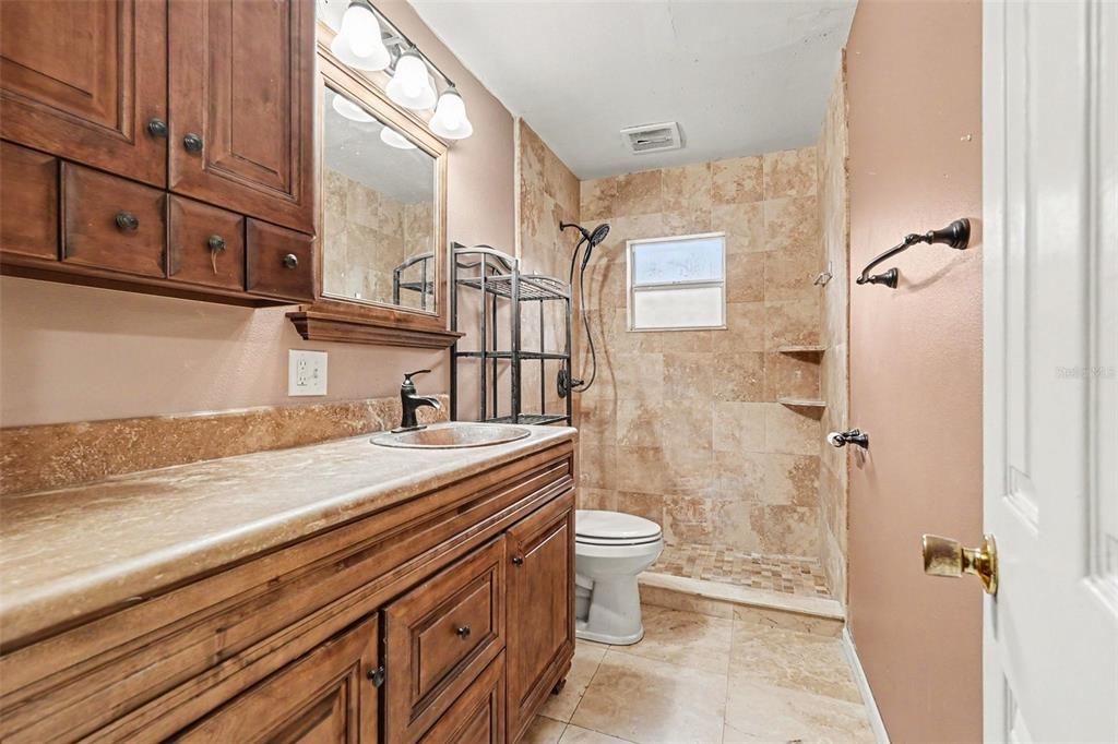 14925 Fisher Road Tampa, FL 33613 - Photo 15 of 24