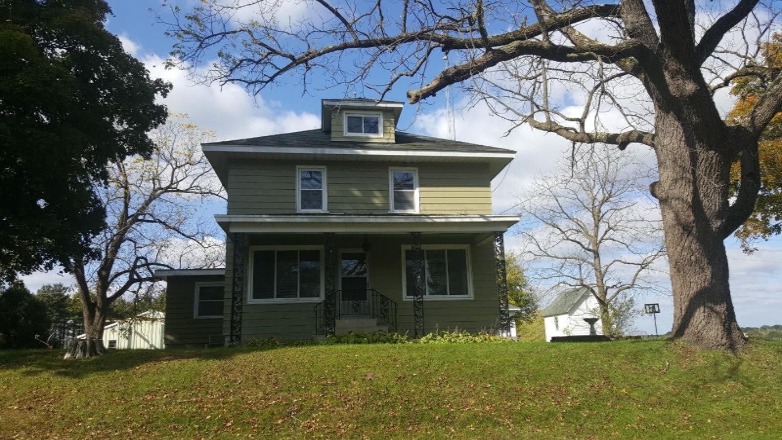 952 Boyer Road Coloma, MI 49038 - Photo 1 of 27 b3