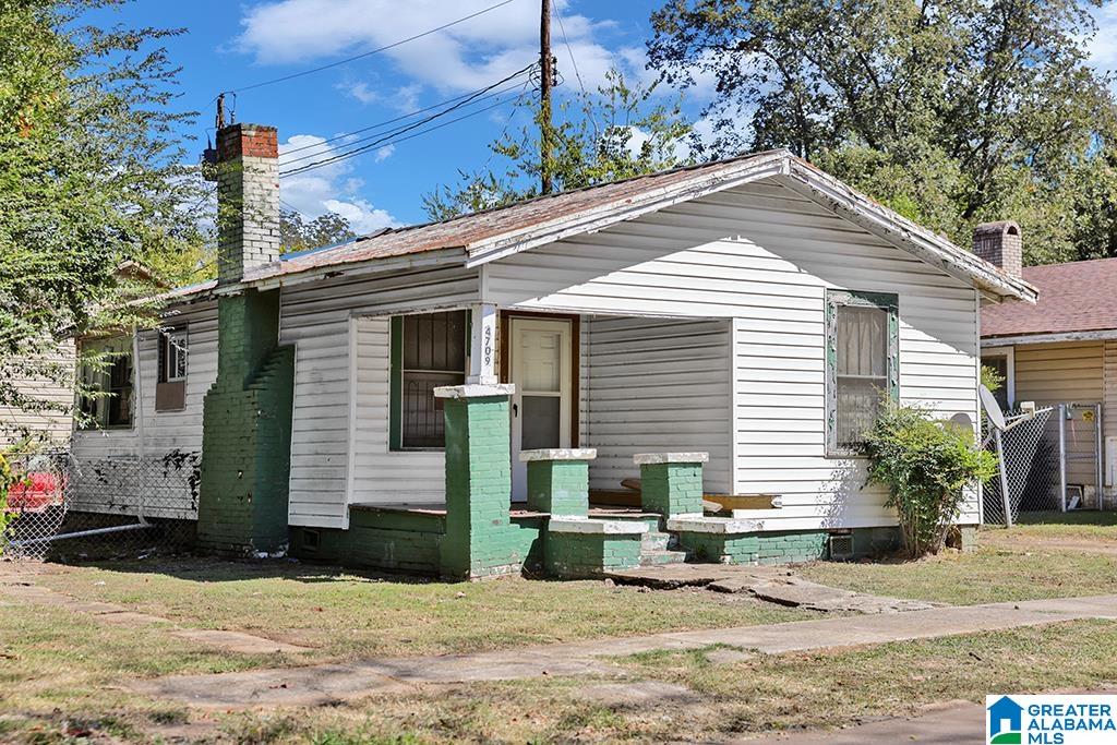 4709 Court R Birmingham, AL 35208 - Photo 5 of 6 Gallery Image 5