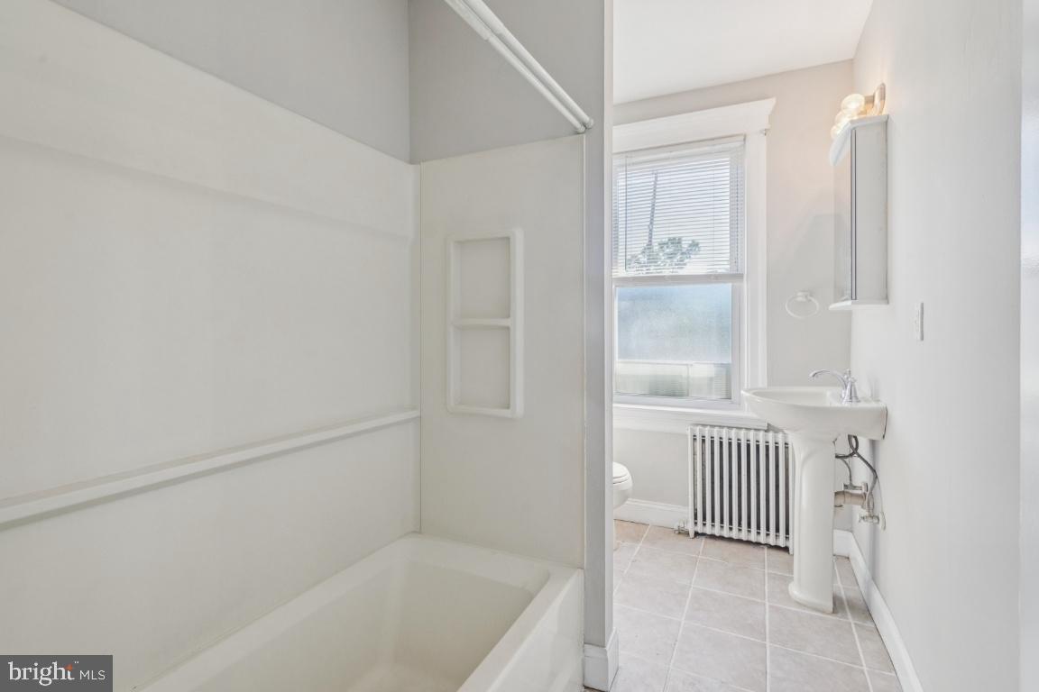 608 Clements Bridge Road Barrington, NJ 08007 - Photo 20 of 25