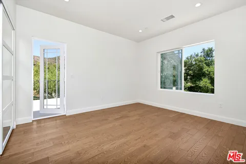 $2,840,000 | 29677 Mulholland Highway, Agoura Hills, CA 91301