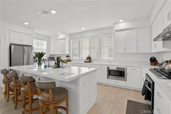 $1,079,000 | 1096 North Anaheim Boulevard, Anaheim, CA 92801