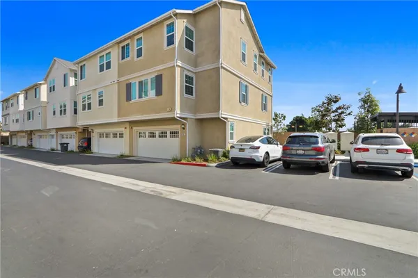 $1,079,000 | 1096 North Anaheim Boulevard, Anaheim, CA 92801
