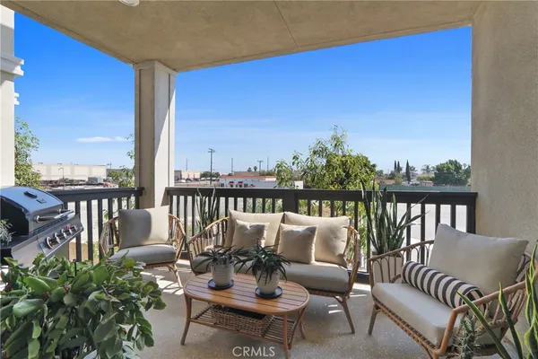 $1,079,000 | 1096 North Anaheim Boulevard, Anaheim, CA 92801