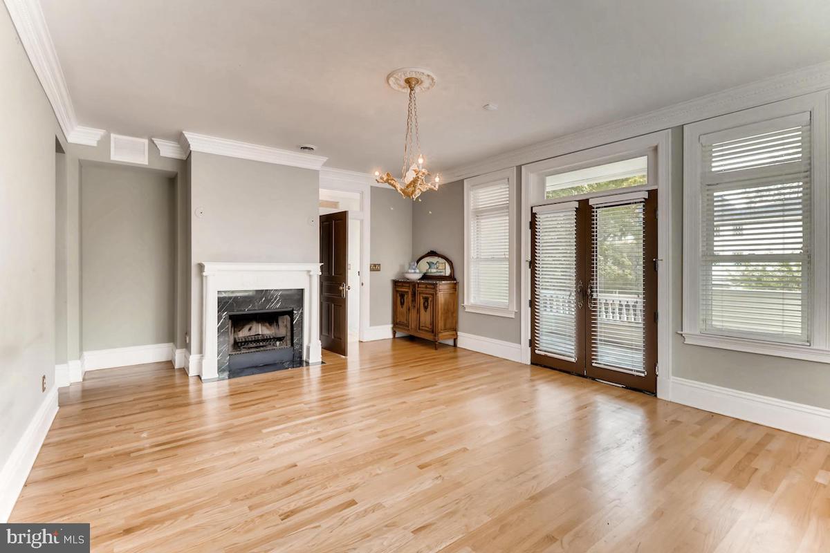 5607 Roland Avenue Baltimore, MD 21210 - Photo 16 of 27