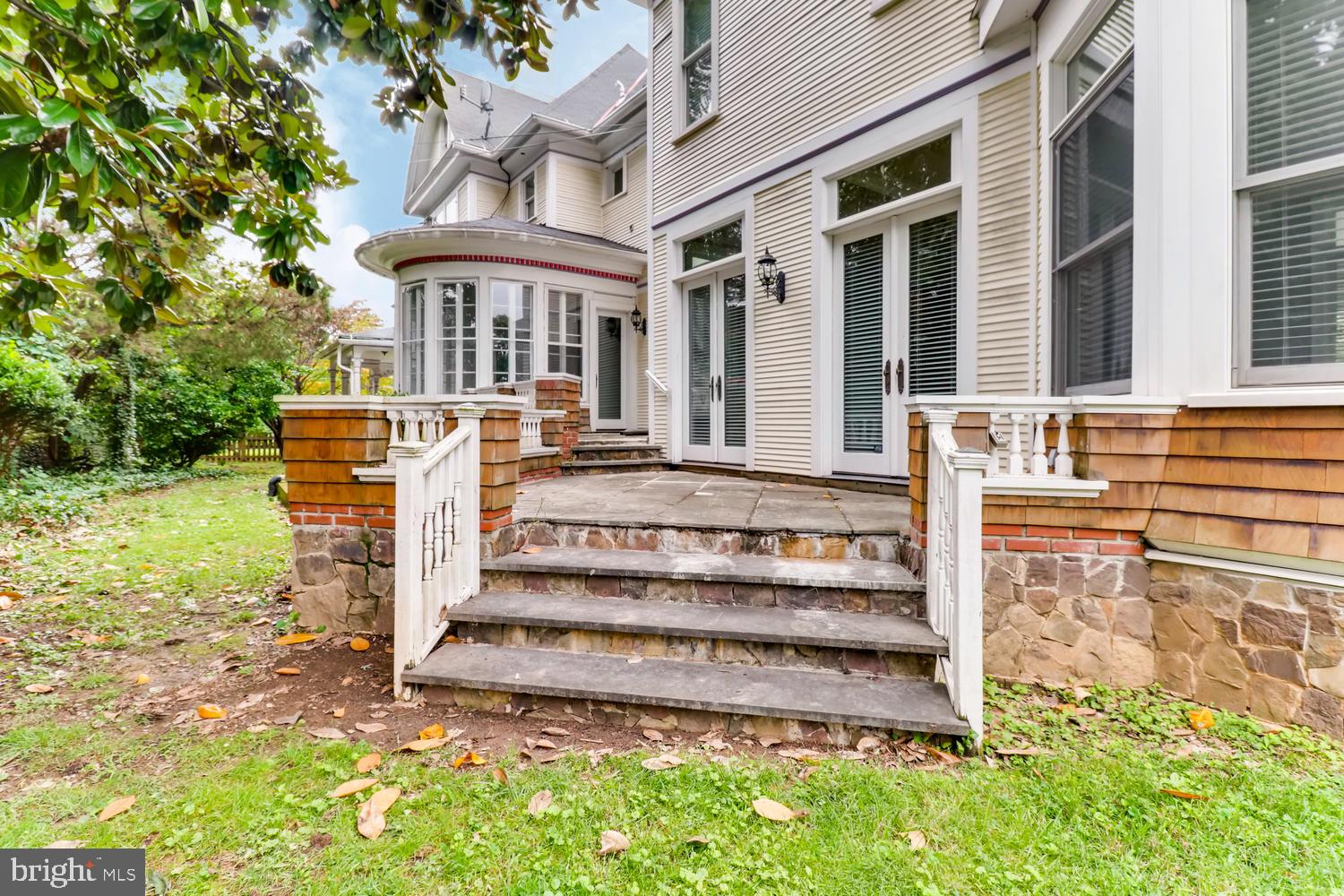5607 Roland Avenue Baltimore, MD 21210 - Photo 26 of 27