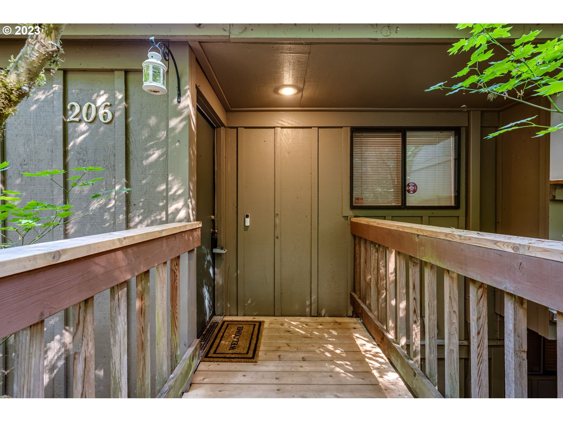 206 Trailside Loop Eugene, OR 97405 - Photo 4 of 37 Gallery Image 4
