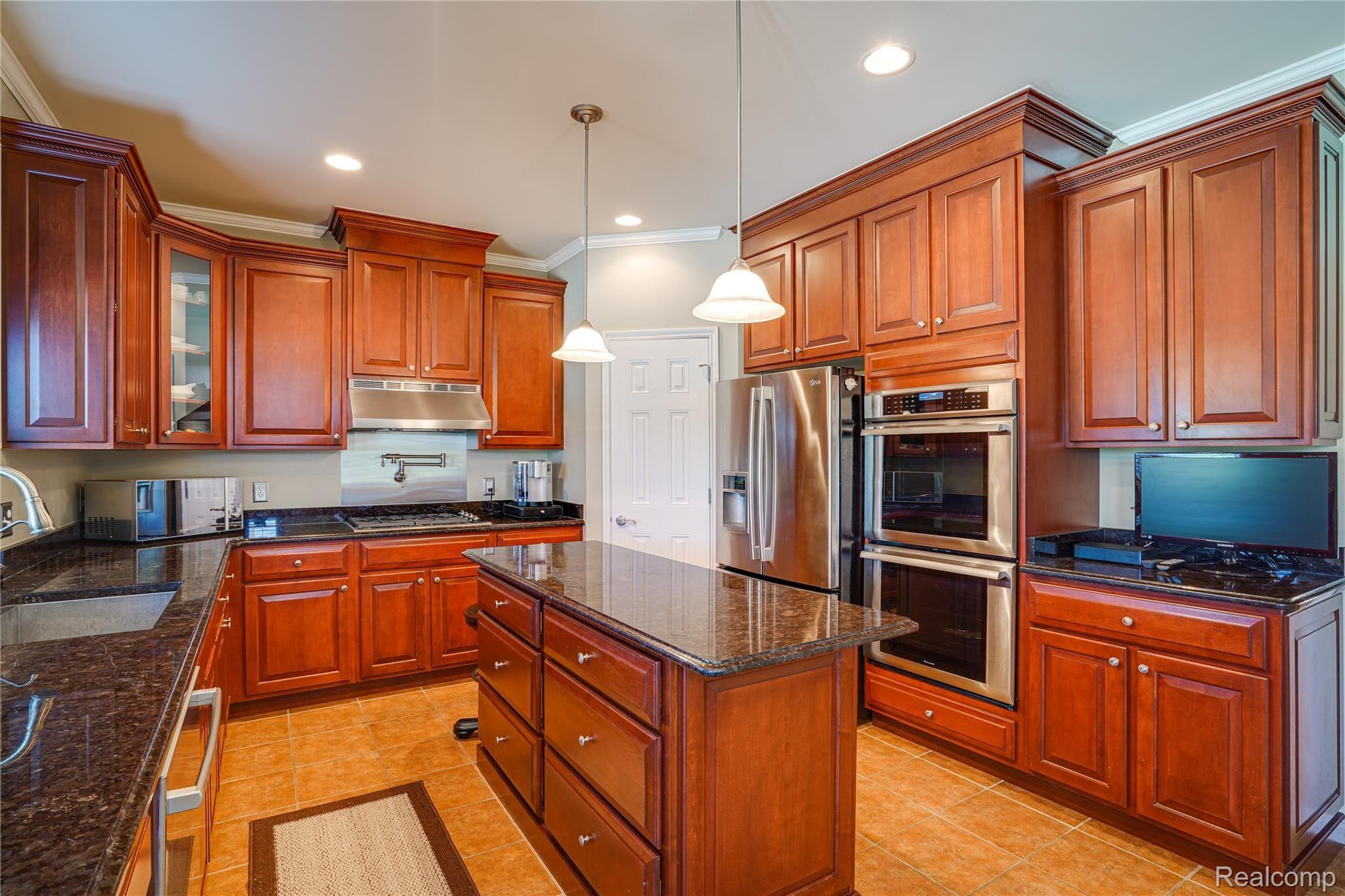 79681 Tory Circle Romeo, MI 48065 - Photo 20 of 49 RobZ-21.jpg