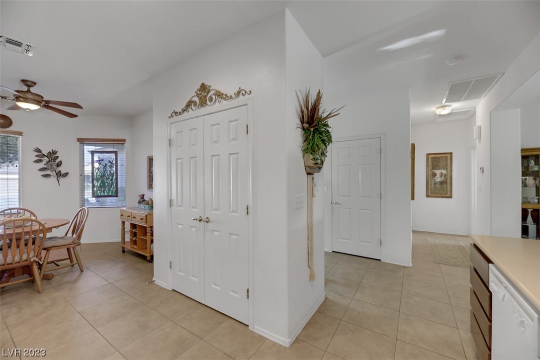 3057 Monroe Park Road Henderson, NV 89052 - Photo 11 of 40 Gallery Image 11