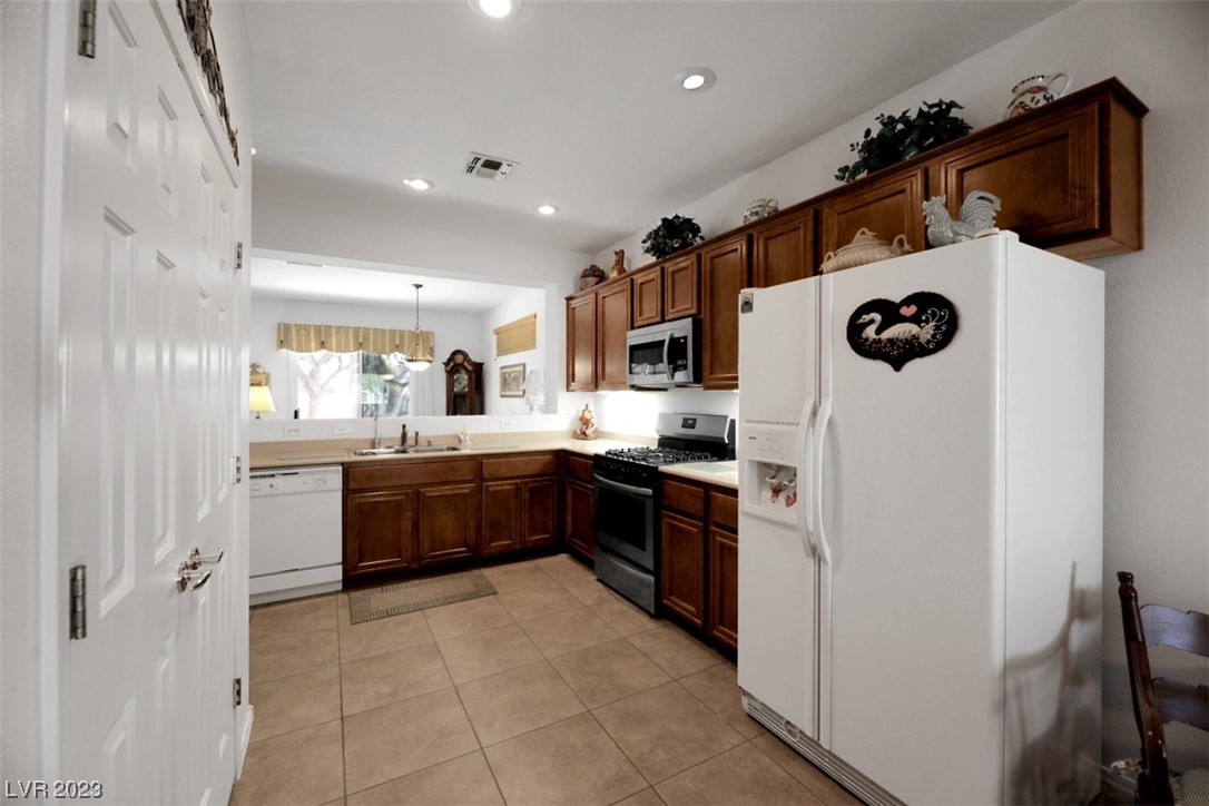 3057 Monroe Park Road Henderson, NV 89052 - Photo 12 of 40 Gallery Image 12