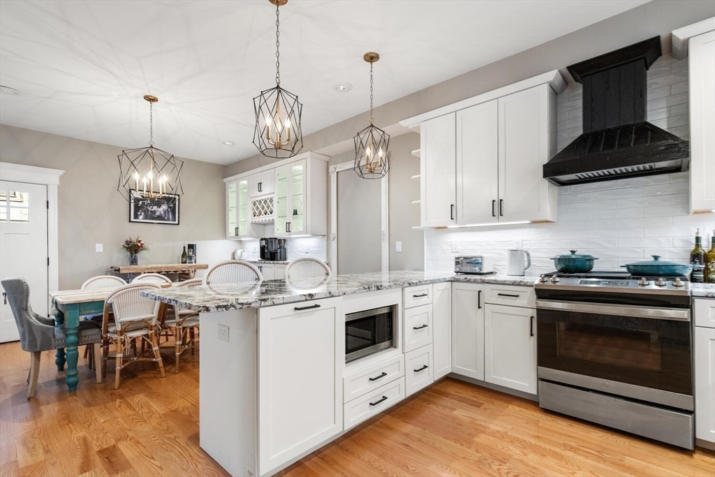 9 Buffum Street, Unit 1 Salem, MA 01970 - Photo 4 of 31