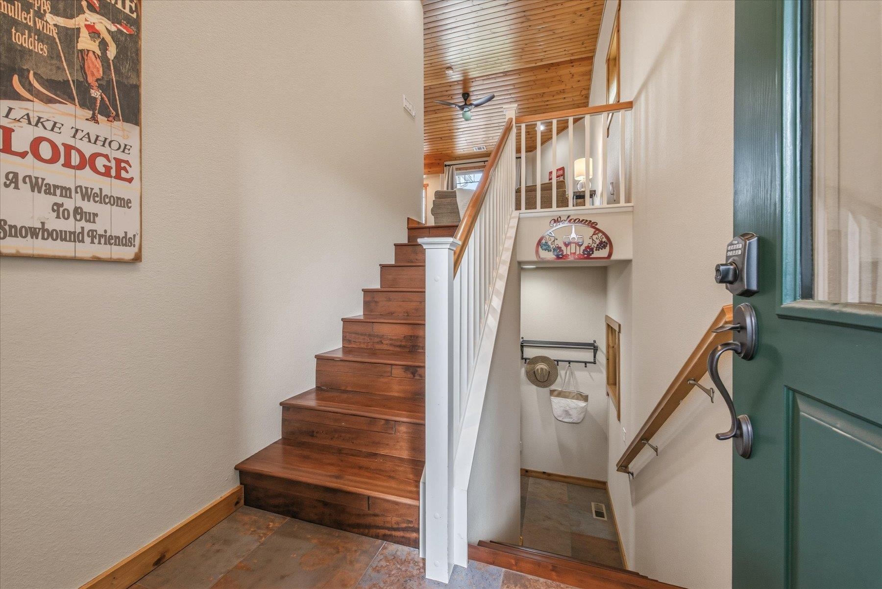 11357 Brockway Road Truckee, CA 96161 - Photo 4 of 28 Gallery Image 4
