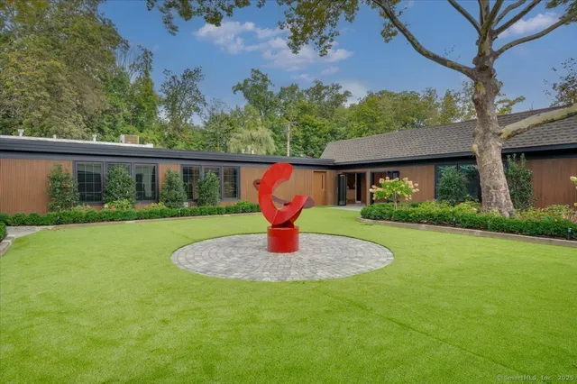 $6,950 | 1188 King Street, Unit 107, Greenwich, CT 06831