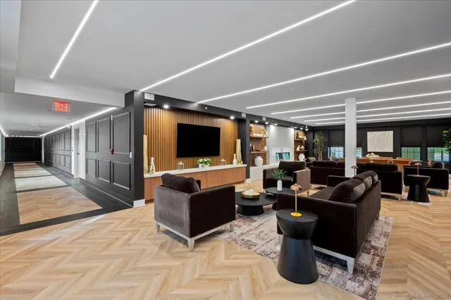 $6,950 | 1188 King Street, Unit 107, Greenwich, CT 06831