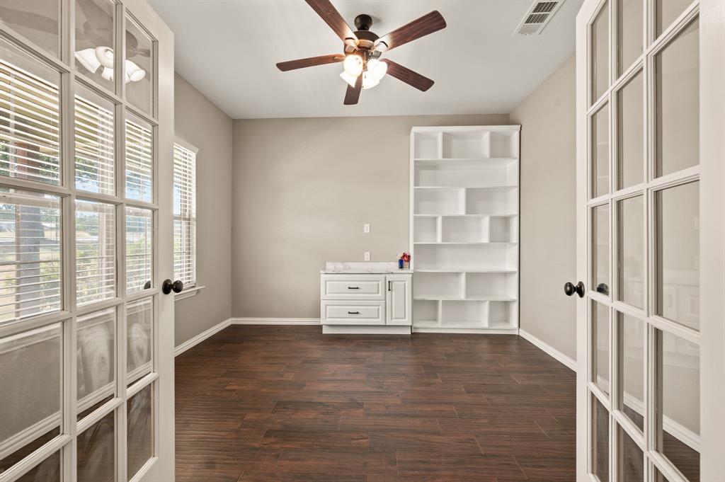 590 Peel Road Springtown, TX 76082 - Photo 6 of 36 Gallery Image 6