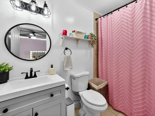 $2,999 | 8009 Northwest 71st Court, Tamarac, FL 33321