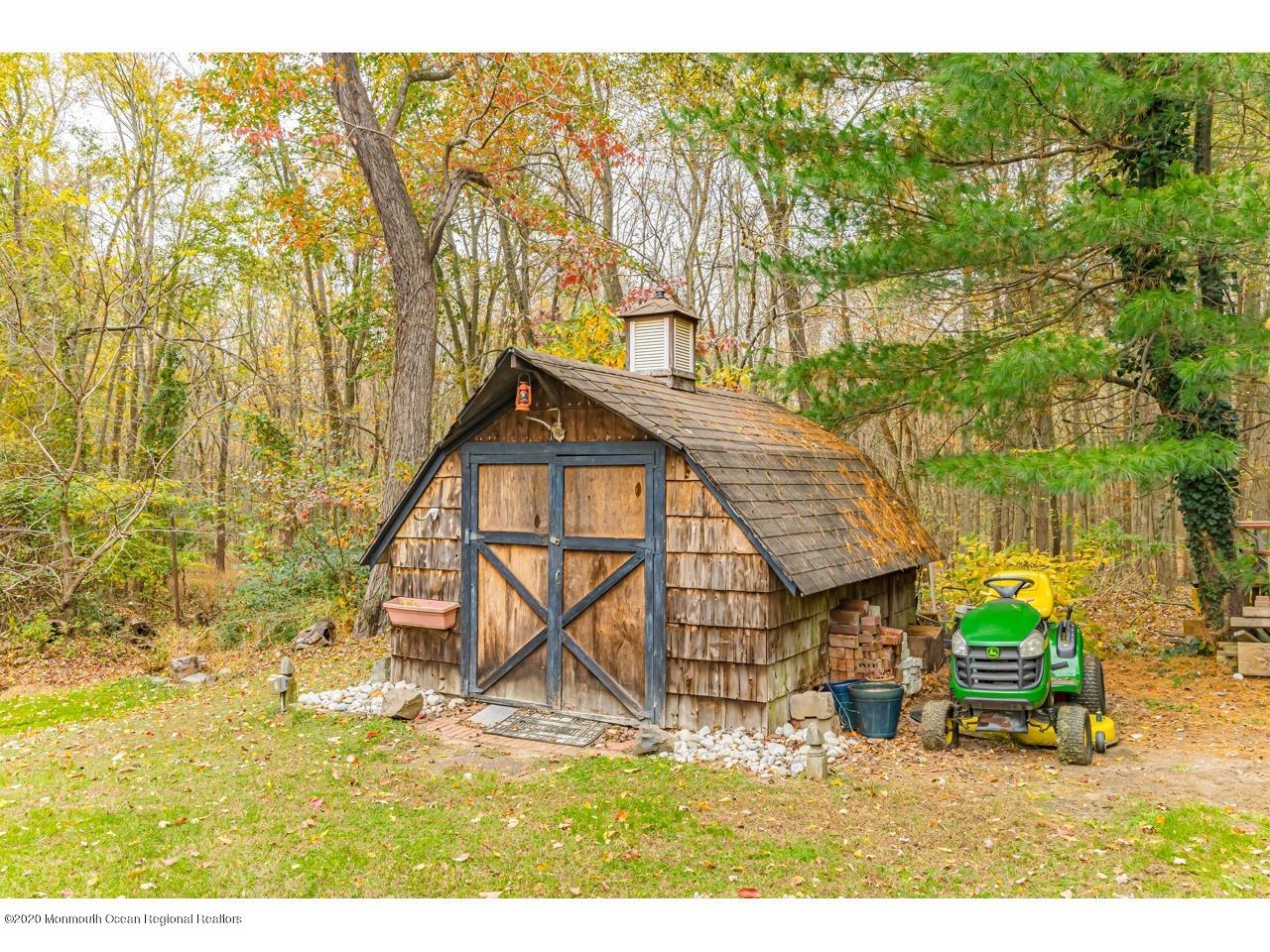 11 Ridge Road Morganville, NJ 07751 - Photo 27 of 34 10-11 Ridge (6)