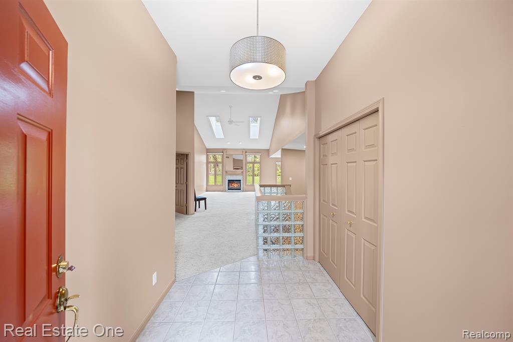 3218 Topview Court Rochester Hills, MI 48309 - Photo 6 of 37 Gallery Image 6