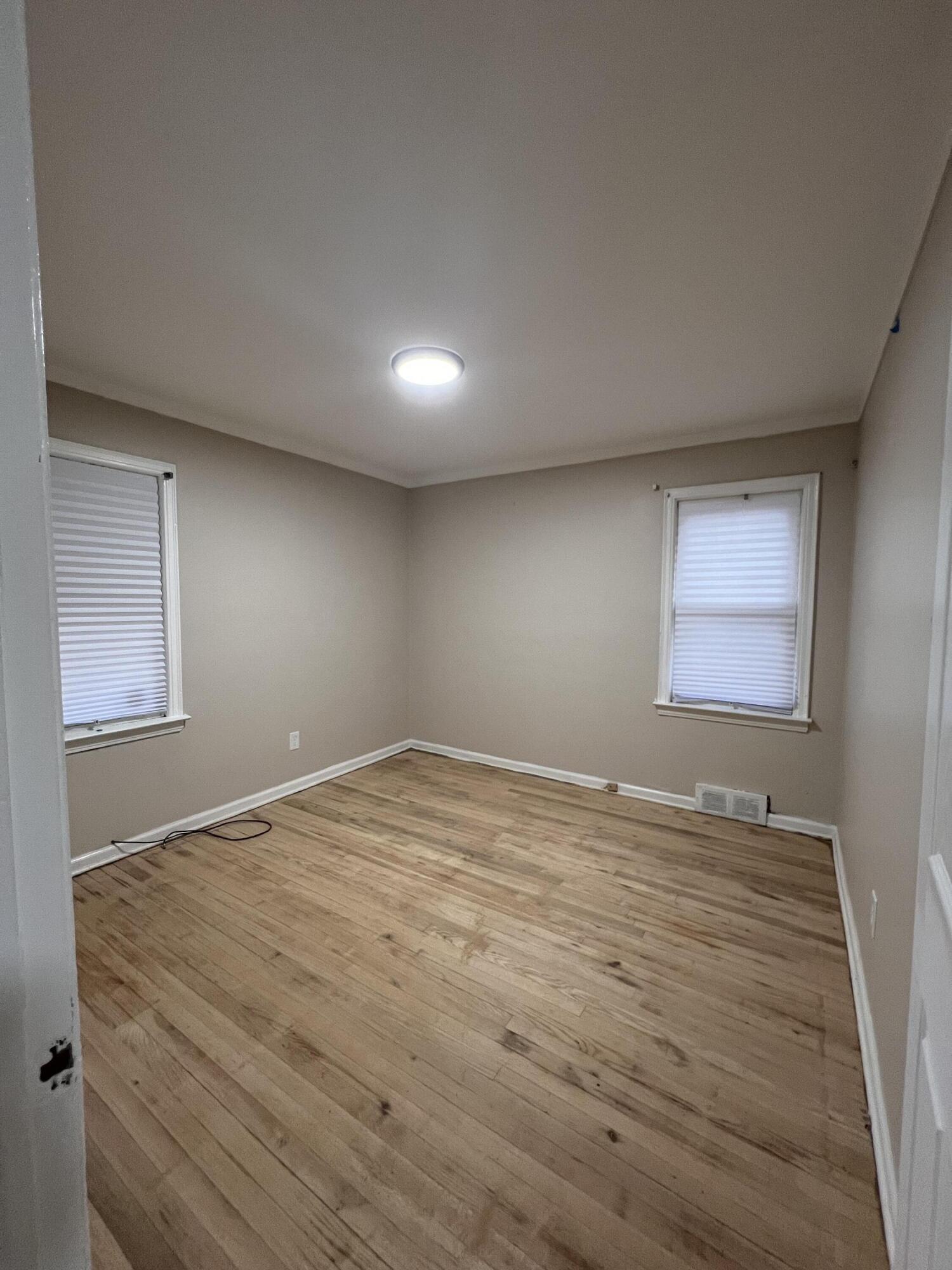 18540 Annchester Road Detroit, MI 48219 - Photo 4 of 12 Bedroom 1
